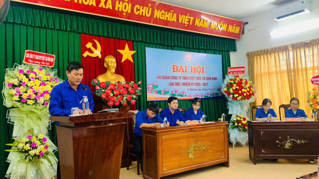 Bi thu Doan phuong 1