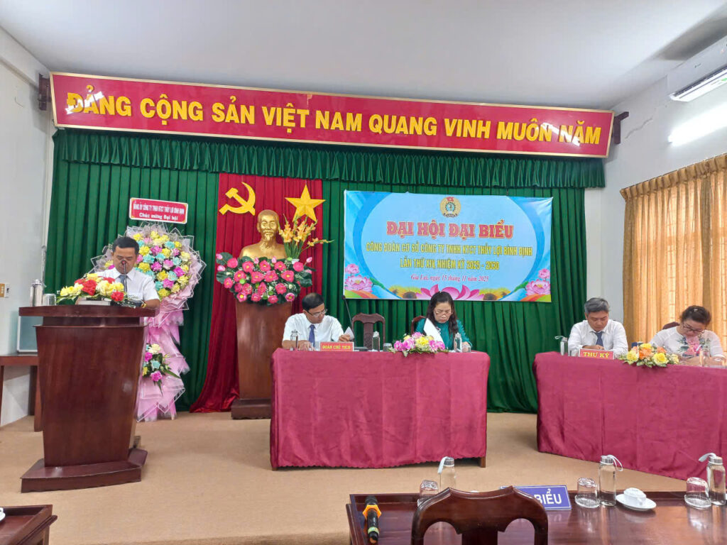 Chu tich CdCS bao cao 2