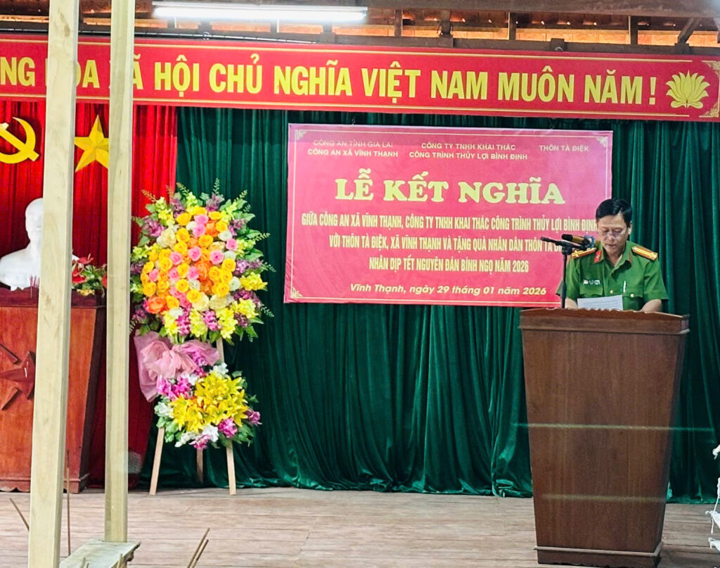 Dc Ngoan Pho truong CA doc ban ket nghia